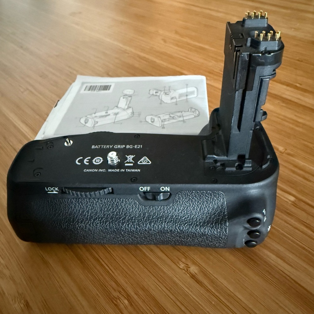 Canon BG-E21 Battery Grip